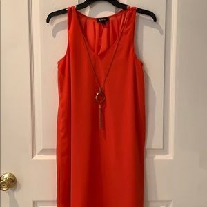 Sleeveless dress